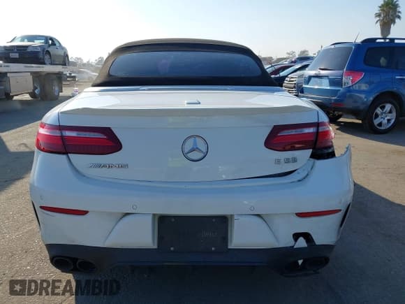 ✅ 2020 Mercedes-Benz E 53 AMG • VIN: W1K1K6BB9LF146064 • Lot: 40595393. Wystawiony na IAAI z przebiegiem 85 713 mil. Bezpłatny archiwum sprzedaży aukcyjnych z USA i szczegółowy raport historii pojazdu na DreamBid. Zdjęcie 16.