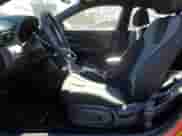 2019 Hyundai Veloster Premium z VIN KMHTG6AF6KU016600, wystawiony jako Copart lot #88659075 z przebiegiem 98 404 mil mil oraz Szkoda całkowita • Salvage title. Historia ofert i sprzedaży dostępna na DreamBid. Obrazek 7.