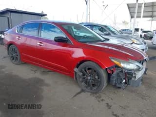 ✅ 2017 Nissan Altima SL • VIN: 1N4AL3AP0HC245454 • Lot: 43373944. Wystawiony na IAAI z przebiegiem 126 051 mil. Bezpłatny archiwum sprzedaży aukcyjnych z USA i szczegółowy raport historii pojazdu na DreamBid. Zdjęcie 1.