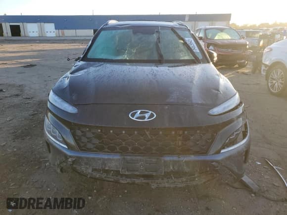 ✅ 2023 Hyundai Kona Limited • VIN: KM8K5CA38PU940534 • Lot: 84629645. Wystawiony na Copart z przebiegiem 31 224 mil. Bezpłatny archiwum sprzedaży aukcyjnych z USA i szczegółowy raport historii pojazdu na DreamBid. Zdjęcie 5.