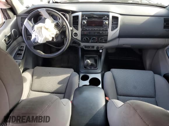 ✅ 2012 Toyota Tacoma • VIN: 5TFLU4EN3CX026150 • Лот: 82347885. Опубликован ранее на Copart с пробегом 98 862 миль. Бесплатный доступ к архиву аукционных продаж из США и подробный отчёт об истории автомобиля на DreamBid. Изображение 8.