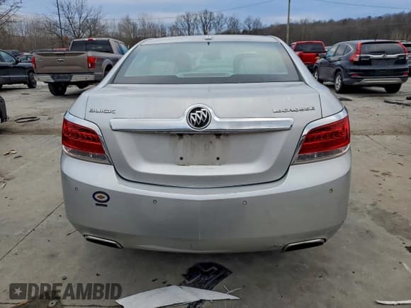 ✅ 2013 Buick LaCrosse Leather • VIN: 1G4GC5E34DF229625 • Lot: 94526465. Wystawiony na Copart z przebiegiem 123 089 mil. Bezpłatny archiwum sprzedaży aukcyjnych z USA i szczegółowy raport historii pojazdu na DreamBid. Zdjęcie 6.
