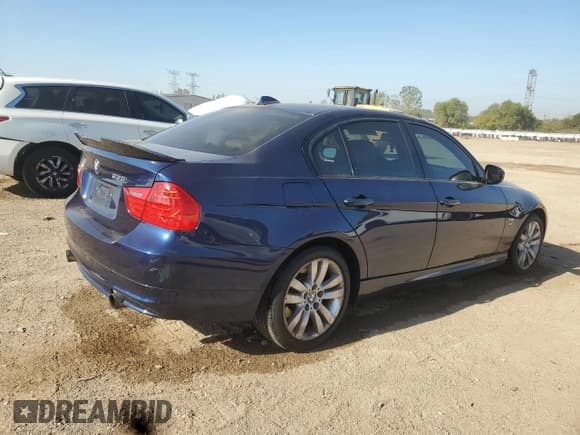 ✅ 2011 BMW 3 Series 335i xDrive • VIN: WBAPL5G53BNN22533 • Lot: 84400845. Wystawiony na Copart z przebiegiem 103 782 mil. Bezpłatny archiwum sprzedaży aukcyjnych z USA i szczegółowy raport historii pojazdu na DreamBid. Zdjęcie 3.