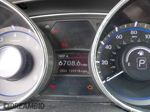 2011 Hyundai Sonata GLS z VIN 5NPEB4AC3BH158368, wystawiony jako IAAI lot #42354939 z przebiegiem 120 918 mil mil oraz . Historia ofert i sprzedaży dostępna na DreamBid. Obrazek 7.