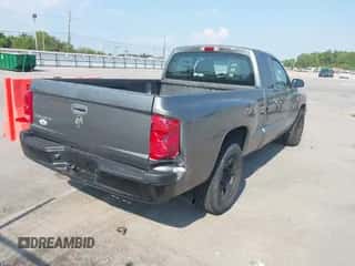 2005 Dodge Dakota ST с VIN 1D7HE22K35S281162, выставлен на аукционе IAAI как лот 43227258 с пробегом 249 021 миль миль и . История ставок и продаж доступна на DreamBid. Изображение 4.