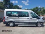 ✅ 2020 Ford Transit Passenger XL • VIN: 1FDAX2C81LKB07592 • Lot: 42937210. Wystawiony na IAAI z przebiegiem 177 563 mil. Bezpłatny archiwum sprzedaży aukcyjnych z USA i szczegółowy raport historii pojazdu na DreamBid. Zdjęcie 14.