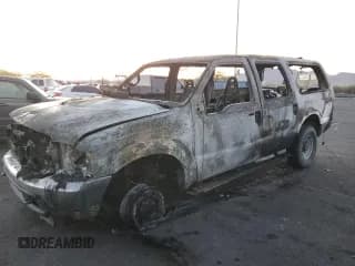 ✅ 2001 Ford Excursion XLT • VIN: 1FMSU41FX1EB63374 • Лот: 83401604. Опубликован ранее на Copart с пробегом Не указан. Бесплатный доступ к архиву аукционных продаж из США и подробный отчёт об истории автомобиля на DreamBid. Изображение 1.