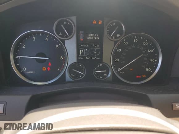 ✅ 2014 Lexus LX 570 • VIN: JTJHY7AX4E4148830 • Lot: 70759085. Listed on Copart with 67,142 mi. Free auction sales archive from the USA and detailed vehicle history report at DreamBid. Image 9.