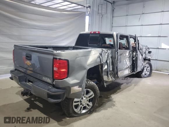 ✅ 2017 Chevrolet Silverado 2500HD High Country • VIN: 1GC1KXEY5HF169400 • Лот: 71471505. Опубликован ранее на Copart с пробегом Не указан. Бесплатный доступ к архиву аукционных продаж из США и подробный отчёт об истории автомобиля на DreamBid. Изображение 3.