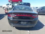 ✅ 2018 Dodge Charger Police • VIN: 2C3CDXAT7JH144133 • Lot: 43520659. Wystawiony na IAAI z przebiegiem 80 566 mil. Bezpłatny archiwum sprzedaży aukcyjnych z USA i szczegółowy raport historii pojazdu na DreamBid. Zdjęcie 16.