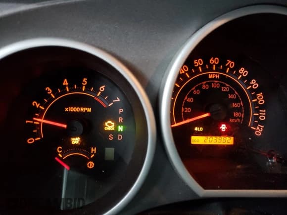 ✅ 2012 Toyota Sequoia • VIN: 5TDBM5G1XCS002459 • Lot: 78187894. Wystawiony na Copart z przebiegiem 203 982 mil. Bezpłatny archiwum sprzedaży aukcyjnych z USA i szczegółowy raport historii pojazdu na DreamBid. Zdjęcie 9.