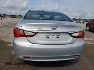 ✅ 2011 Hyundai Sonata GLS • VIN: 5NPEB4AC5BH256348 • Lot: 71362074. Listed on Copart with 128,117 mi. Free auction sales archive from the USA and detailed vehicle history report at DreamBid. Image 6.