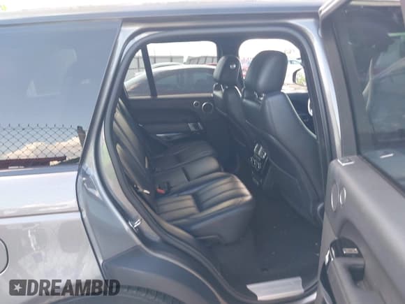 ✅ 2014 Land Rover Range Rover Supercharged • VIN: SALGS2EF5EA125068 • Lot: 42615950. Listed on IAAI with 110,355 mi. Free auction sales archive from the USA and detailed vehicle history report at DreamBid. Image 8.