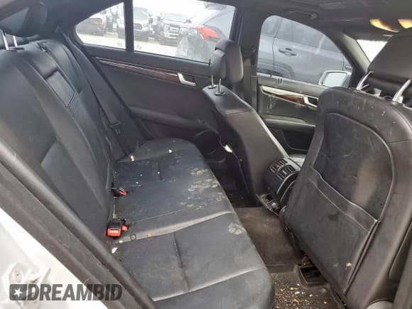 ✅ 2012 Mercedes-Benz C 300 Sport • VIN: WDDGF8BB0CF917926 • Lot: 92421185. Listed on Copart with 148,616 mi. Free auction sales archive from the USA and detailed vehicle history report at DreamBid. Image 10.