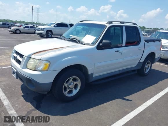 ✅ 2004 Ford Explorer Sport Trac XLS • VIN: 1FMZU67K44UB03518 • Lot: 42593990. Wystawiony na IAAI z przebiegiem 234 857 mil. Bezpłatny archiwum sprzedaży aukcyjnych z USA i szczegółowy raport historii pojazdu na DreamBid. Zdjęcie 2.