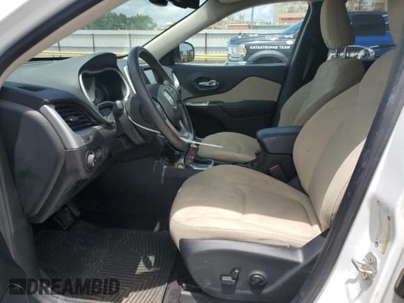 ✅ 2017 Jeep Cherokee Latitude • VIN: 1C4PJLCS9HW547450 • Лот: 66329155. Опубликован ранее на Copart с пробегом 65 064 миль. Бесплатный доступ к архиву аукционных продаж из США и подробный отчёт об истории автомобиля на DreamBid. Изображение 7.