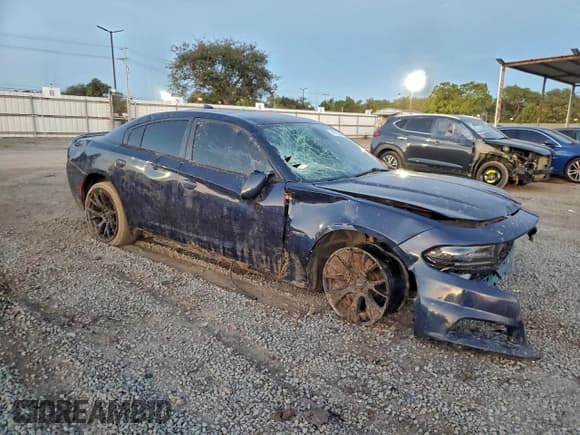 ✅ 2015 Dodge Charger RT • VIN: 2C3CDXCT5FH838825 • Lot: 94729745. Listed on Copart with 139,958 mi. Free auction sales archive from the USA and detailed vehicle history report at DreamBid. Image 4.