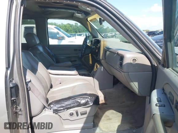 ✅ 1999 GMC Sierra 1500 SLE • VIN: 2GTEK19T7X1507995 • Лот: 42720307. Опубликован ранее на IAAI с пробегом 292 038 миль. Бесплатный доступ к архиву аукционных продаж из США и подробный отчёт об истории автомобиля на DreamBid. Изображение 5.