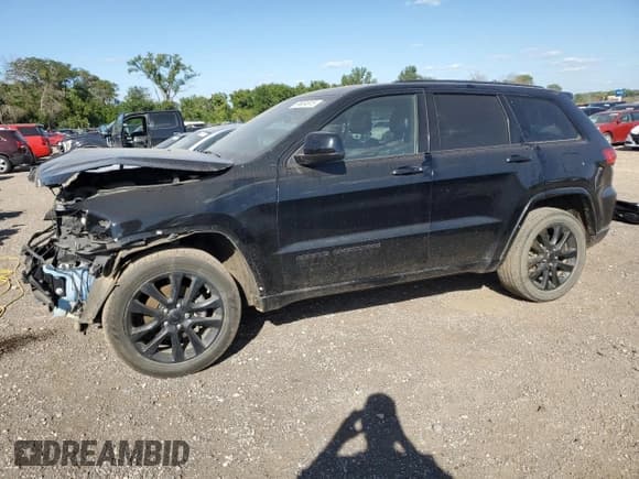 ✅ 2018 Jeep Grand Cherokee Upland • VIN: 1C4RJFAG4JC336012 • Lot: 69934915. Listed on Copart with 87,794 mi. Free auction sales archive from the USA and detailed vehicle history report at DreamBid. Image 1.