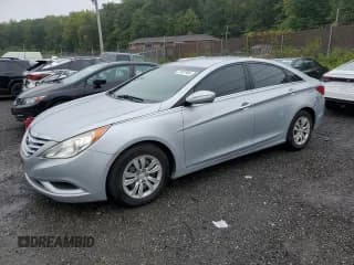 ✅ 2011 Hyundai Sonata GLS • VIN: 5NPEB4AC0BH300613 • Lot: 72837954. Listed on Copart with 107,636 mi. Free auction sales archive from the USA and detailed vehicle history report at DreamBid. Image 1.