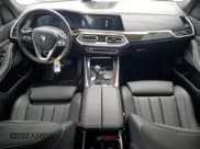 ✅ 2021 BMW X5 xDrive40i • VIN: 5UXCR6C04M9E53560 • Лот: 89476545. Опубликован ранее на Copart с пробегом 42 693 миль. Бесплатный доступ к архиву аукционных продаж из США и подробный отчёт об истории автомобиля на DreamBid. Изображение 8.