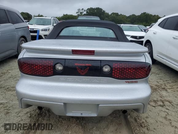 ✅ 2002 Pontiac Firebird Trans Am • VIN: 2G2FV32GX22126136 • Lot: 74893254. Listed on Copart with 7,725 mi. Free auction sales archive from the USA and detailed vehicle history report at DreamBid. Image 6.