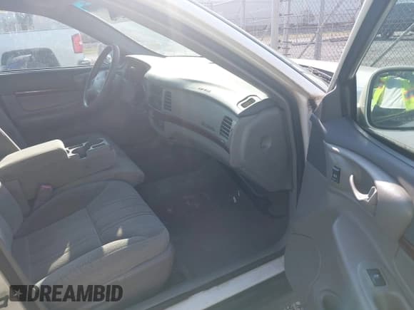 ✅ 2001 Chevrolet Impala • VIN: 2G1WF52E519156341 • Лот: 43111795. Опубликован ранее на IAAI с пробегом Не указан. Бесплатный доступ к архиву аукционных продаж из США и подробный отчёт об истории автомобиля на DreamBid. Изображение 5.