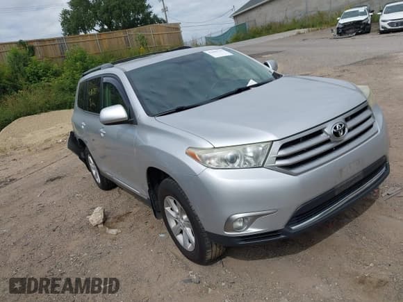 ✅ 2012 Toyota Highlander • VIN: 5TDBK3EH9CS154419 • Лот: 43086725. Опубликован ранее на IAAI с пробегом 153 114 миль. Бесплатный доступ к архиву аукционных продаж из США и подробный отчёт об истории автомобиля на DreamBid. Изображение 1.