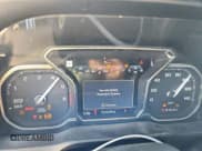 ✅ 2021 GMC Sierra 1500 Denali • VIN: 3GTP8FED4MG112436 • Lot: 81954835. Wystawiony na Copart z przebiegiem 93 009 mil. Bezpłatny archiwum sprzedaży aukcyjnych z USA i szczegółowy raport historii pojazdu na DreamBid. Zdjęcie 9.