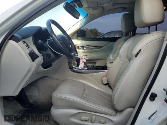 ✅ 2011 Infiniti M • VIN: JN1AY1AP6BM520281 • Лот: 53978425. Опубликован ранее на Copart с пробегом 214 918 миль. Бесплатный доступ к архиву аукционных продаж из США и подробный отчёт об истории автомобиля на DreamBid. Изображение 7.