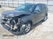 ✅ 2017 Ford Explorer XLT • VIN: 1FM5K8D86HGA94091 • Lot: 41842819. Wystawiony na IAAI z przebiegiem 60 203 mil. Bezpłatny archiwum sprzedaży aukcyjnych z USA i szczegółowy raport historii pojazdu na DreamBid. Zdjęcie 17.