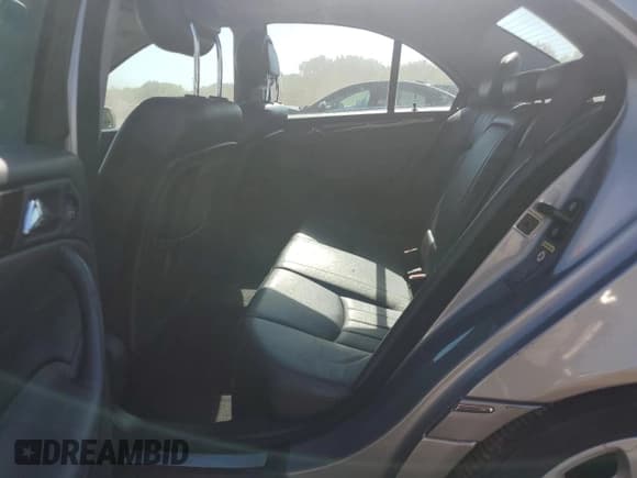 ✅ 2005 Mercedes-Benz C 240 • VIN: WDBRF81J95F632977 • Лот: 62296835. Опубликован ранее на Copart с пробегом 118 666 миль. Бесплатный доступ к архиву аукционных продаж из США и подробный отчёт об истории автомобиля на DreamBid. Изображение 10.