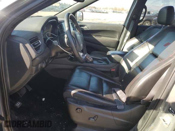 ✅ 2024 Dodge Durango R/T Plus • VIN: 1C4SDJCT3RC140029 • Lot: 87420975. Wystawiony na Copart z przebiegiem 20 195 mil. Bezpłatny archiwum sprzedaży aukcyjnych z USA i szczegółowy raport historii pojazdu na DreamBid. Zdjęcie 7.