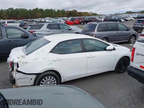 ✅ 2018 Toyota Corolla LE • VIN: 2T1BURHEXJC101376 • Lot: 43510356. Listed on IAAI with 148,131 mi. Free auction sales archive from the USA and detailed vehicle history report at DreamBid. Image 13.