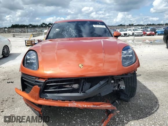 ✅ 2022 Porsche Macan • VIN: WP1AA2A50NLB00675 • Lot: 82191115. Wystawiony na Copart z przebiegiem 24 049 mil. Bezpłatny archiwum sprzedaży aukcyjnych z USA i szczegółowy raport historii pojazdu na DreamBid. Zdjęcie 5.