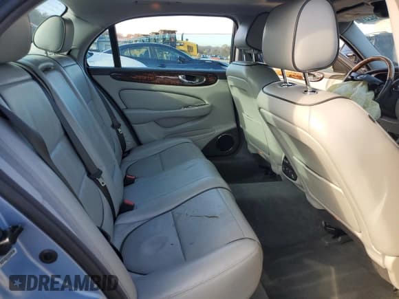 ✅ 2008 Jaguar XJ 8 LWB • VIN: SAJWA79B58SH21567 • Лот: 91188825. Опубликован ранее на Copart с пробегом 125 331 миль. Бесплатный доступ к архиву аукционных продаж из США и подробный отчёт об истории автомобиля на DreamBid. Изображение 10.