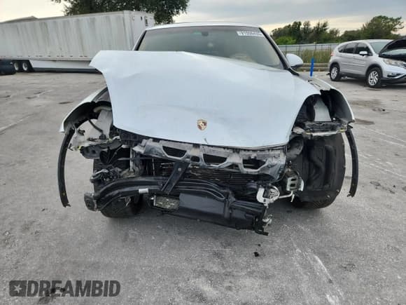 ✅ 2016 Porsche Cayenne • VIN: WP1AA2A26GKA12499 • Lot: 91556435. Listed on Copart with Not provided. Free auction sales archive from the USA and detailed vehicle history report at DreamBid. Image 5.