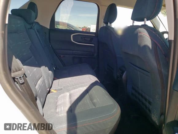 ✅ 2024 Ford Bronco Sport Heritage • VIN: 3FMCR9G63RRE67293 • Lot: 57208985. Listed on Copart with 11,765 mi. Free auction sales archive from the USA and detailed vehicle history report at DreamBid. Image 11.