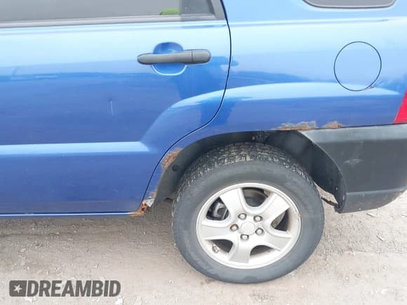 ✅ 2008 Kia Sportage LX • VIN: KNDJF724087467076 • Лот: 43792057. Опубликован ранее на IAAI с пробегом 111 448 миль. Бесплатный доступ к архиву аукционных продаж из США и подробный отчёт об истории автомобиля на DreamBid. Изображение 6.