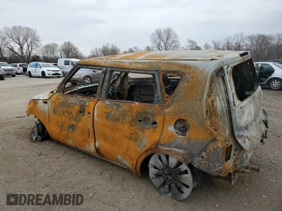 ✅ 2015 Kia Soul + • VIN: KNDJX3A50F7754172 • Лот: 51886285. Опубликован ранее на Copart с пробегом Не указан. Бесплатный доступ к архиву аукционных продаж из США и подробный отчёт об истории автомобиля на DreamBid. Изображение 2.