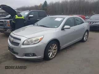 2013 Chevrolet Malibu LT z VIN 1G11G5SX0DF225554, wystawiony jako IAAI lot #43358248 z przebiegiem 191 794 mil mil oraz . Historia ofert i sprzedaży dostępna na DreamBid. Obrazek 2.