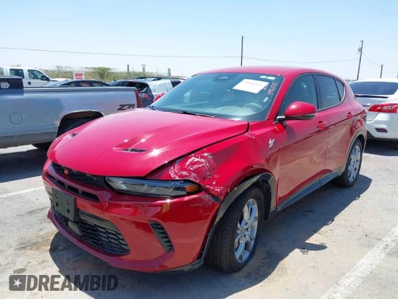 2024 Dodge Hornet R/T с VIN ZACPDFCW6R3A29202, выставлен на аукционе IAAI как лот 39961525 с пробегом 7 107 миль миль и . История ставок и продаж доступна на DreamBid. Изображение 2.