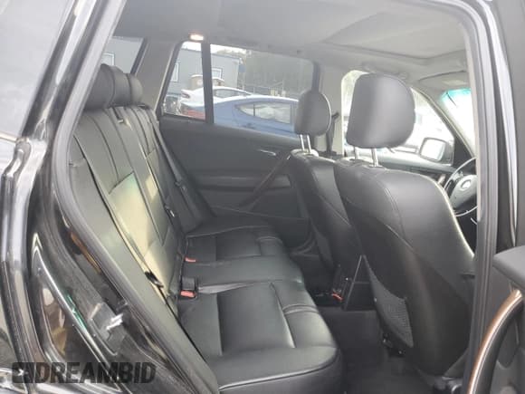 ✅ 2005 BMW X3 3.0i • VIN: WBXPA93445WD16963 • Lot: 80542545. Wystawiony na Copart z przebiegiem 147 422 mil. Bezpłatny archiwum sprzedaży aukcyjnych z USA i szczegółowy raport historii pojazdu na DreamBid. Zdjęcie 11.