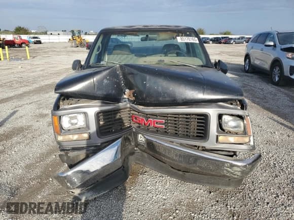 ✅ 1996 GMC Sierra 1500 • VIN: 1GTEC14W3TZ525751 • Лот: 85170165. Опубликован ранее на Copart с пробегом Не указан. Бесплатный доступ к архиву аукционных продаж из США и подробный отчёт об истории автомобиля на DreamBid. Изображение 5.