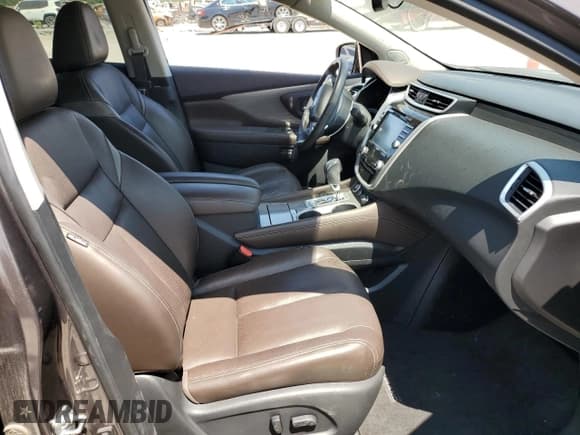 ✅ 2016 Nissan Murano Platinum • VIN: 5N1AZ2MH4GN126909 • Lot: 67561205. Wystawiony na Copart z przebiegiem 77 790 mil. Bezpłatny archiwum sprzedaży aukcyjnych z USA i szczegółowy raport historii pojazdu na DreamBid. Zdjęcie 7.