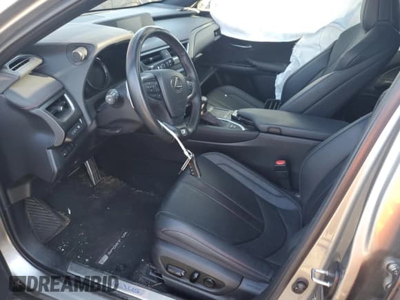 ✅ 2021 Lexus UX 250h F Sport • VIN: JTHR9JBH6M2053395 • Lot: 80566715. Listed on Copart with 31,980 mi. Free auction sales archive from the USA and detailed vehicle history report at DreamBid. Image 7.