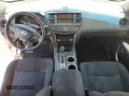 ✅ 2016 Nissan Pathfinder SV • VIN: 5N1AR2MM5GC650353 • Lot: 65187255. Listed on Copart with 105,689 mi. Free auction sales archive from the USA and detailed vehicle history report at DreamBid. Image 8.