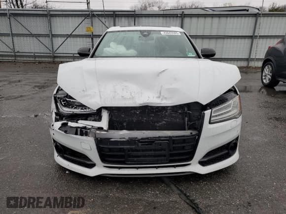 ✅ 2016 Audi S8 Plus • VIN: WUAJ5AFD8GN900070 • Lot: 43043585. Wystawiony na Copart z przebiegiem 168 635 mil. Bezpłatny archiwum sprzedaży aukcyjnych z USA i szczegółowy raport historii pojazdu na DreamBid. Zdjęcie 5.