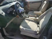 ✅ 2006 Saturn VUE • VIN: 5GZCZ53476S807478 • Lot: 63708555. Wystawiony na Copart z przebiegiem 157 116 mil. Bezpłatny archiwum sprzedaży aukcyjnych z USA i szczegółowy raport historii pojazdu na DreamBid. Zdjęcie 7.