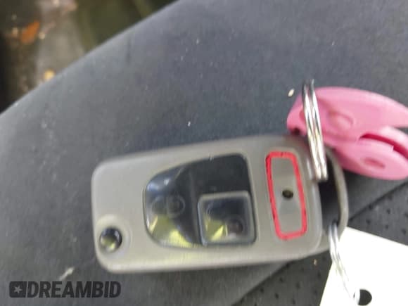 ✅ 2005 Chrysler Crossfire SRT-6 • VIN: 1C3AN79N65X040681 • Лот: 43715112. Опубликован ранее на IAAI с пробегом 114 571 миль. Бесплатный доступ к архиву аукционных продаж из США и подробный отчёт об истории автомобиля на DreamBid. Изображение 11.